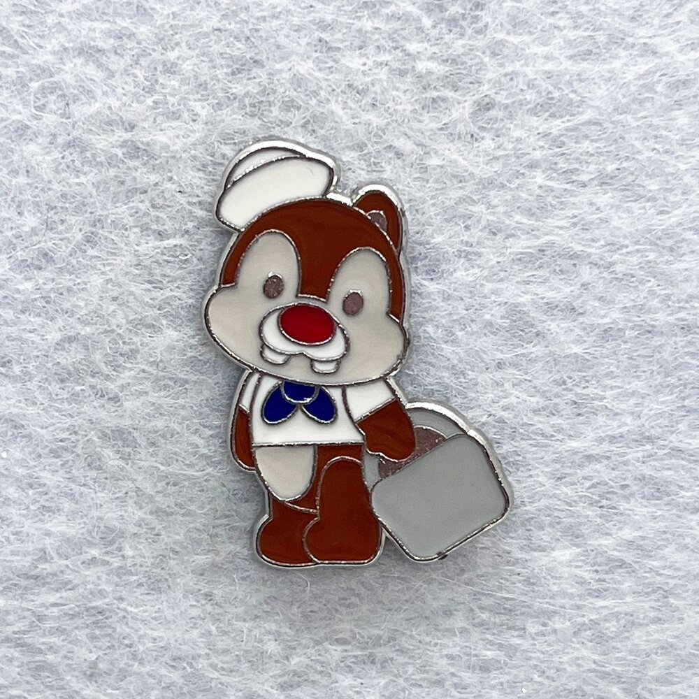🔮 5/$25 Disney Cruise Line Chip N Dale Cute‎ Dale Sailor Pin